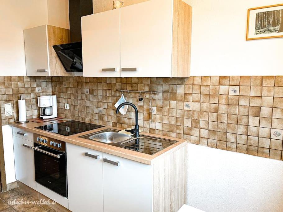 Ferienwohnung Kellerwald วัลเด็ค ภายนอก รูปภาพ
