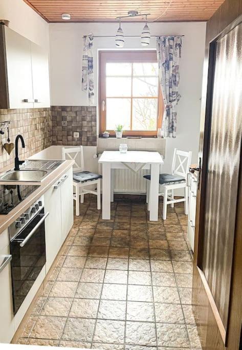 Ferienwohnung Kellerwald วัลเด็ค ภายนอก รูปภาพ